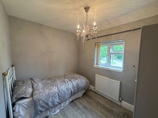 o_1iqje9esr1vrr1732prt19vq14132