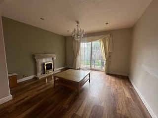 o_1iqje9fub1vis14i689r15nul5ba